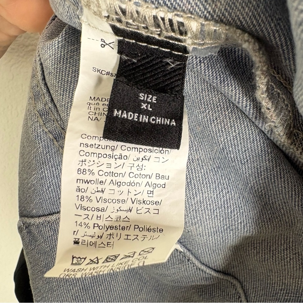 Floral Denim Jacket - Picture 7 of 7